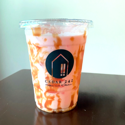 Iced Strawberry Caramel Milk