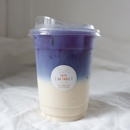 ชาอัญชันนมสด