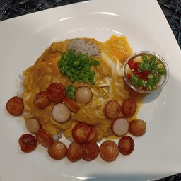 ข้าวไข่ข้น ใส้กรอก