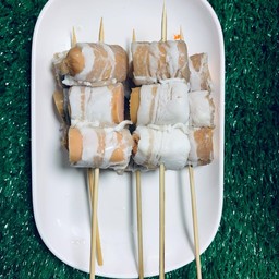 สามชั้นพันไส้กรอก