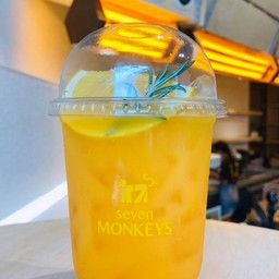 น้ำส้มคั้นสด