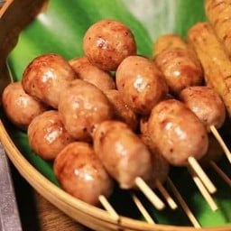 ไส้กรอกอีสานปิ้ง (เปรี้ยว)