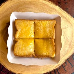 ขนมปังปิ้ง เนย + นม