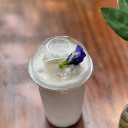 มะพร้าวนมสดปั่น