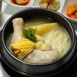 닭곰탕면 Dakgomtangmyeon Chicken noodle soup_C6