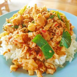 พริกแกงหมูหน่อไม้ดอง