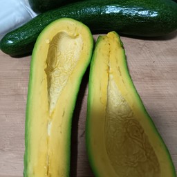 อโวคาโดนมสดปั่น