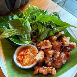 ไส้ใหญ่หมูย่าง