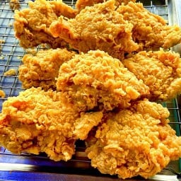 MP ไก่แซ่บ -