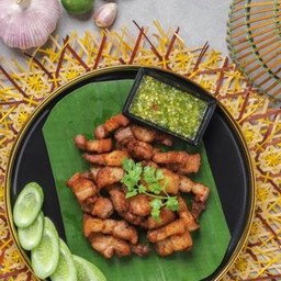 หมูสามชั้นทอดน้ำปลา