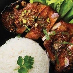 ข้าว สถานี ยำ  🐔  แซ่บ สาขา จอมทอง