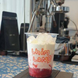 Strawberry Latte