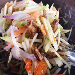 ยำสามกรอบ