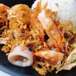 ข้าวทะเลกระเทียม