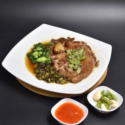 กับข้าว_ขาหมูเล็ก