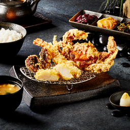 Akimitsu Tendon Akimitsu Tendon Centralworld