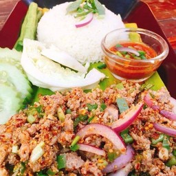 ข้าวหน้าลาบหมู