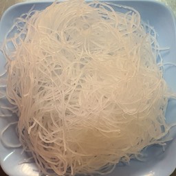 วุ้นเส้น