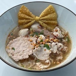 ก๋วยเตี๋ยวต้มยำ-หมู