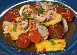 ยำหมูยอข้าวโพดไข่แดงเค็ม