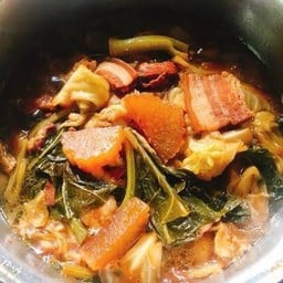 จับฉ่ายหมูสามชั้น