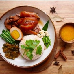 ขาหมู ตามสั่ง ก๋วยเตี๋ยวหมู By.ครัวคุณโบว์.