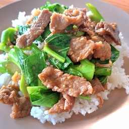 คะน้าเนื้อน้ำมันหอย