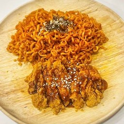 มาม่าเกาหลี+ไก่กรอบ