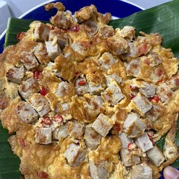 ไข่เจียวแหนมปลาส้มพริกสด