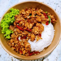 ข้าวราดกระเพราหมูสับ