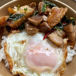 ครัวคุณก้อยสันผักหวาน