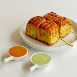 ปังก้อนปิ้ง - เนย - สังขยาชาไทย