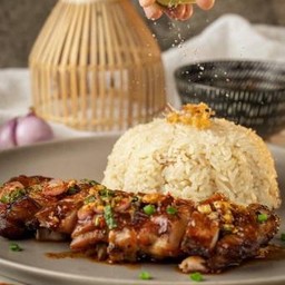 ข้าวมันไก่ย่าง