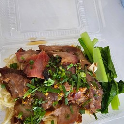 บะหมี่หมูย่างใส่หมูย่างอย่างเดียวจุกๆ