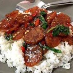 ผัดกะเพรากุนเชียง