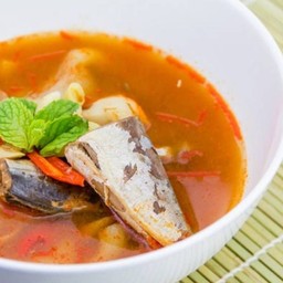 ต้มยำ ปลากะป๋อง