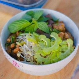 ร้านไอริน ก๋วยเตี๋ยวไก่มะระ(กาฬสินธุ์)