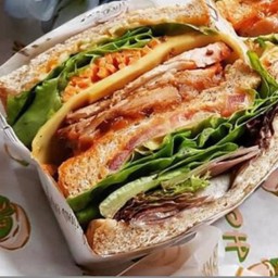 แซนวิชอกไก่พริกไทยดำดับเบิ้ลชีส