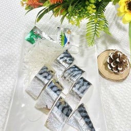 ซาบะดองซาชิมิ ครึ่งตัว