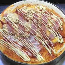 เครปไข่ พริกเผา หมูหยอง แฮม