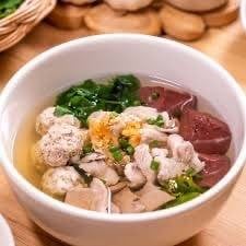 ว.ผัดไทย ต้มเลือดหมู