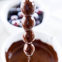 องุ่นไซมัสคัท เคลือบช็อค 1 ไม้