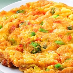 ข้าวไข่เจียวผักรวม