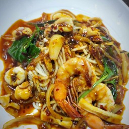 สปาเก็ตตี้พริกเผาไก่/เนื้อ/ทะเล