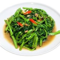 ผัดผักบุ้งไฟแดง