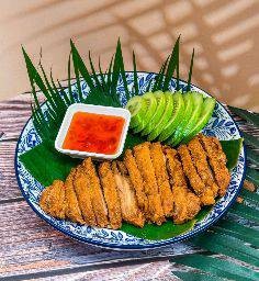 ไก่ทอด กร๊อบกรอบ.. อร่อยเฉยย กับข้าว