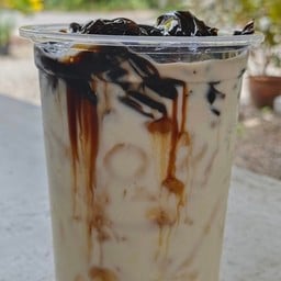 เฉาก๊วยนมสด..ราดคาราเมล