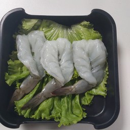 กุ้งสดแกะเปลือก