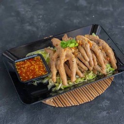 ขาไก่ลวกจิ้ม