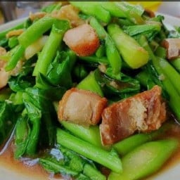 ร้านสังวาลย์หมูกรอบ2